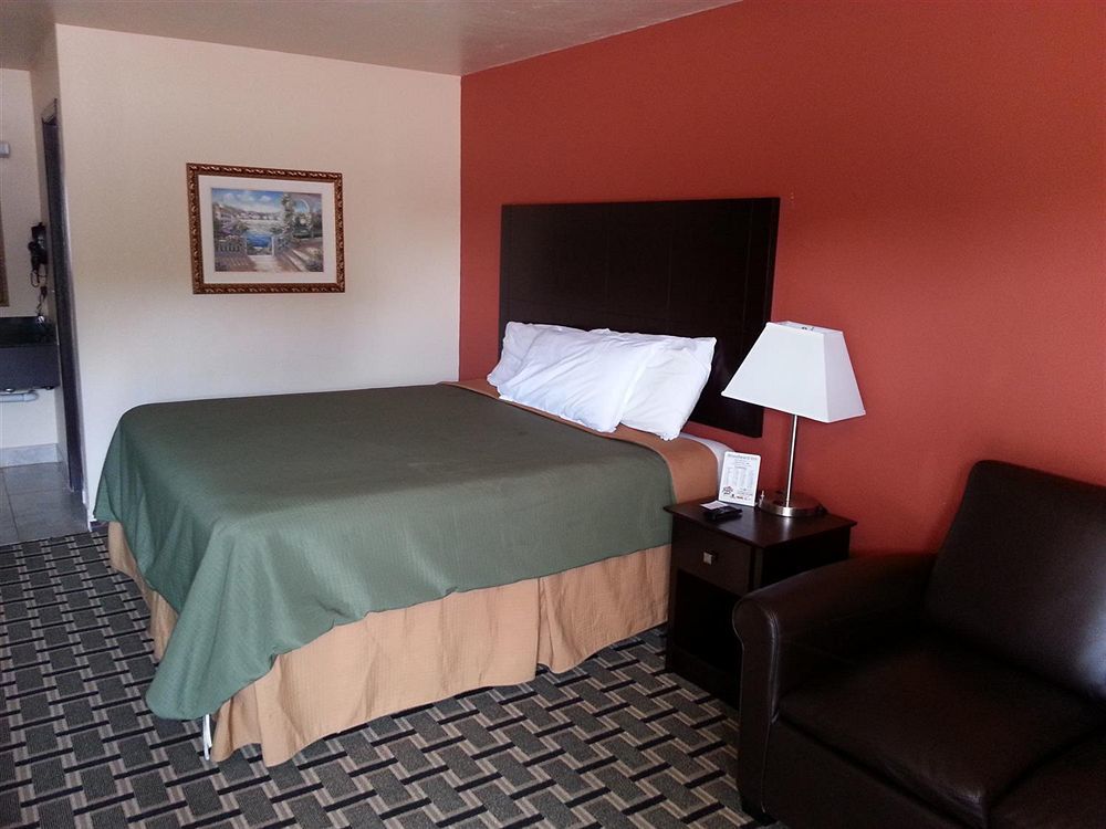Hotel Executive 2*