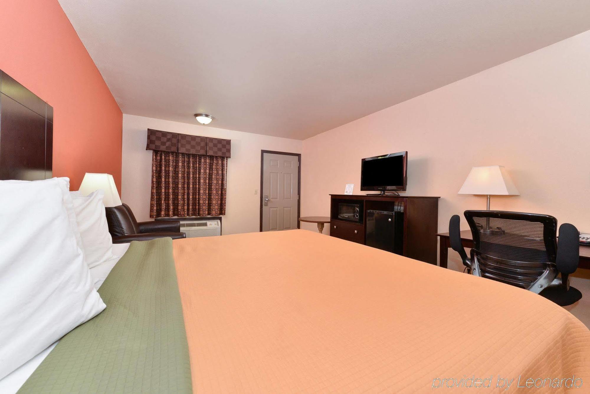 Hotel Executive 2*